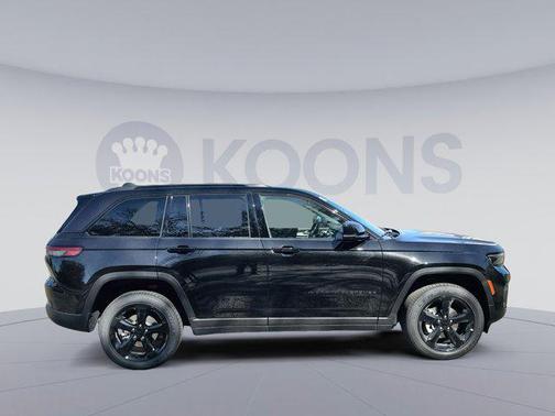 2025 Jeep Grand Cherokee Altitude