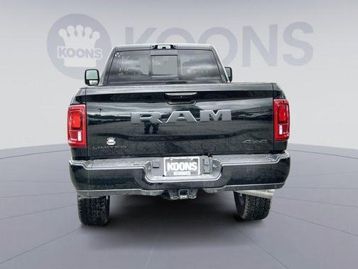 2025 RAM 2500 Limited Crew Cab 4x4 8' Box