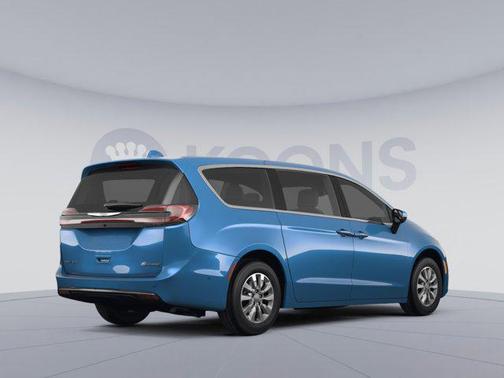 2022 Chrysler Pacifica L