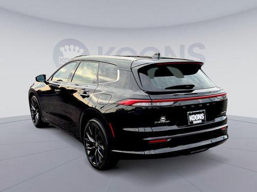 2025 Toyota Crown Signia Limited