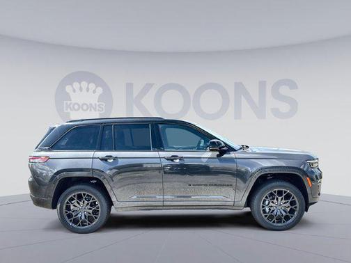 2025 Jeep Grand Cherokee Summit