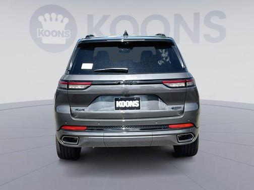 2025 Jeep Grand Cherokee Summit