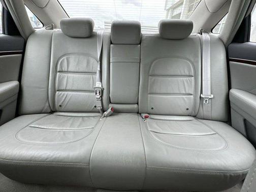2006 Hyundai Azera SE