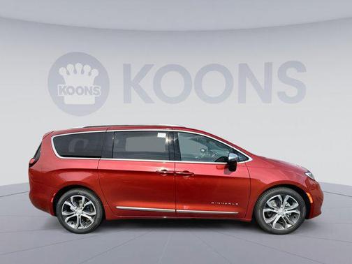 2026 Chrysler Pacifica L