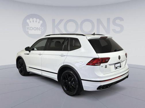 2022 Volkswagen Tiguan 2.0T SE R-Line Black 4MOTION