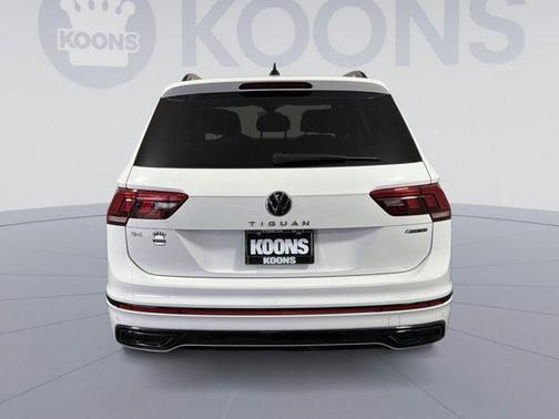 2022 Volkswagen Tiguan 2.0T SE R-Line Black 4MOTION