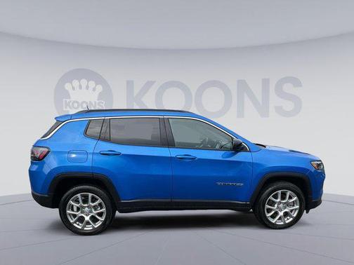 2024 Jeep Compass Latitude Lux