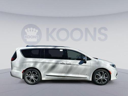 2026 Chrysler Pacifica L
