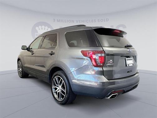 Photo 3 of 26 of 2016 Ford Explorer Sport
