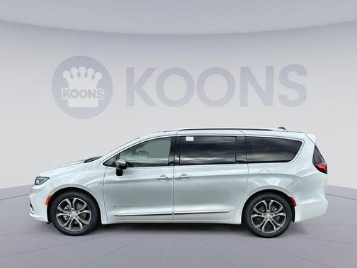 2026 Chrysler Pacifica L