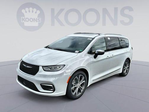 2026 Chrysler Pacifica L
