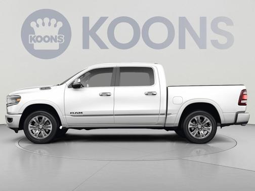 Bright White Clearcoat 2022 RAM 1500 Limited