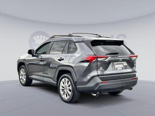 2024 Toyota RAV4 XLE Premium