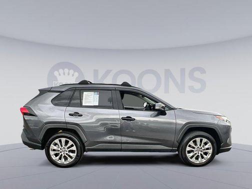 2024 Toyota RAV4 XLE Premium