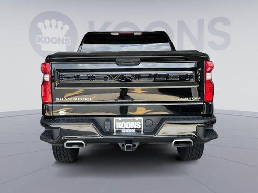 2022 Chevrolet Silverado 1500 Custom Trail Boss