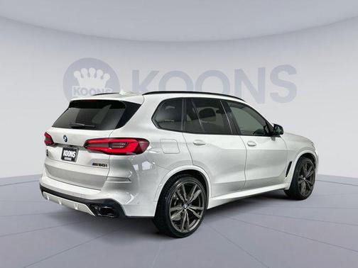 2020 BMW X5 M50i