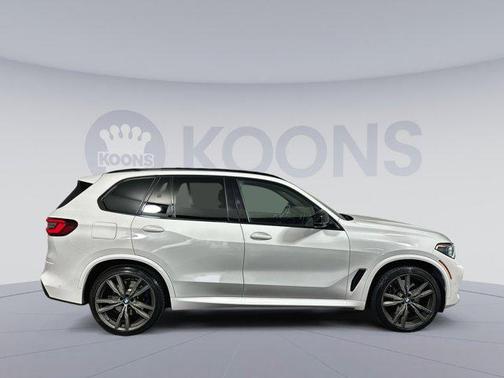 2020 BMW X5 M50i