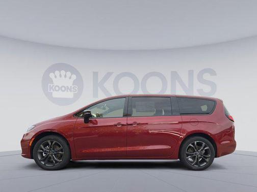 2026 Chrysler Pacifica L