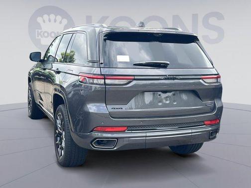 2025 Jeep Grand Cherokee Summit