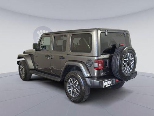 2025 Jeep Wrangler 4-Door Sahara 4x4