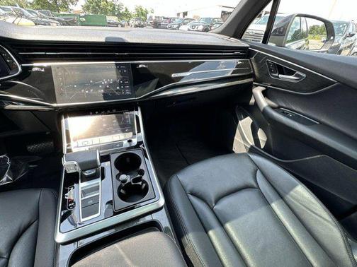 2020 Audi Q7 55 Premium