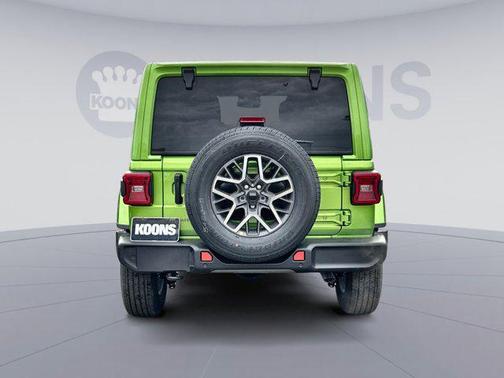 2026 Jeep Wrangler 4-Door Sahara 4x4