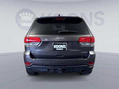 Granite Crystal Metallic Clearcoat 2016 Jeep Grand Cherokee Laredo