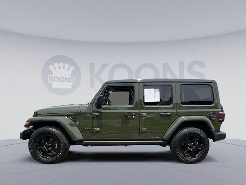 2023 Jeep Wrangler 4-Door Sahara Altitude 4x4