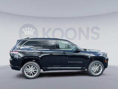 2025 Jeep Grand Cherokee Summit