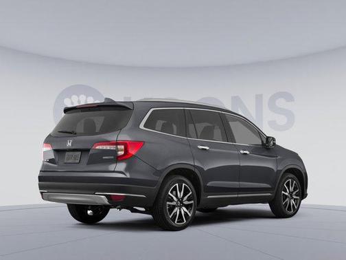 Modern Steel Metallic 2019 Honda Pilot Touring 8-Passenger