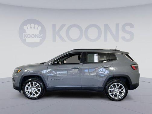 2023 Jeep Compass Latitude Lux