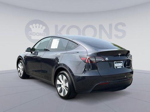2024 Tesla Model Y Long Range Dual Motor All-Wheel Drive