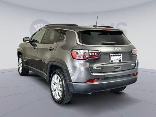 2023 Jeep Compass Latitude Lux