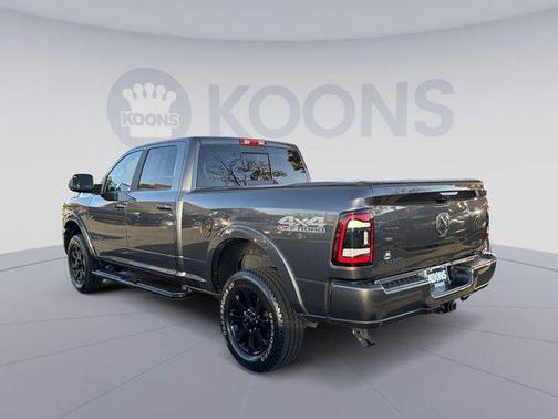 2022 RAM 2500 Laramie Crew Cab 4x4 6'4' Box