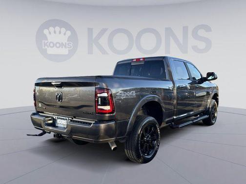 2022 RAM 2500 Laramie Crew Cab 4x4 6'4' Box