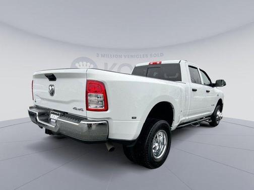 Photo 5 of 22 of 2021 RAM 3500 Tradesman