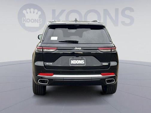 2025 Jeep Grand Cherokee Summit