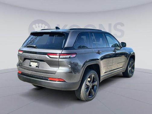 2025 Jeep Grand Cherokee Altitude
