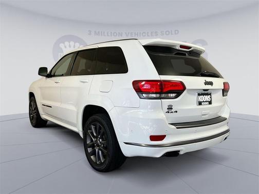 Photo 3 of 24 of 2019 Jeep Grand Cherokee Altitude