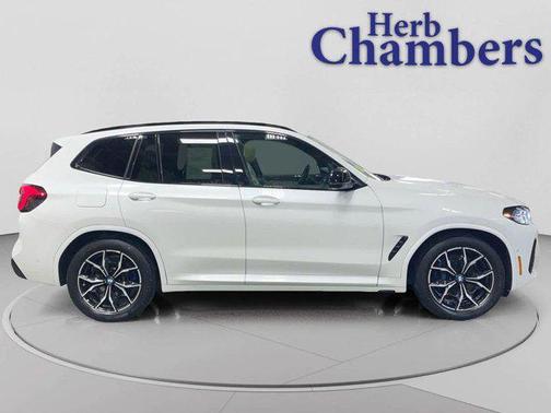 Mineral White Metallic 2023 BMW X3 M40i