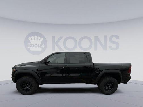Diamond Black Crystal Pearlcoat 2026 RAM 1500 RHO Crew Cab 4x4 5'7' Box