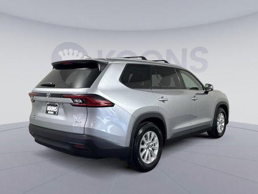 Celestial Silver Metallic 2025 Toyota Grand Highlander XLE