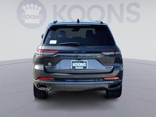 2025 Jeep Grand Cherokee Summit