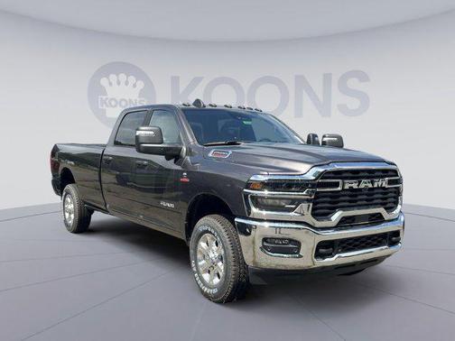 2025 RAM 2500 Big Horn Crew Cab 4x4 8' Box
