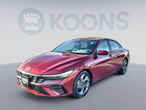 2024 Hyundai ELANTRA SEL