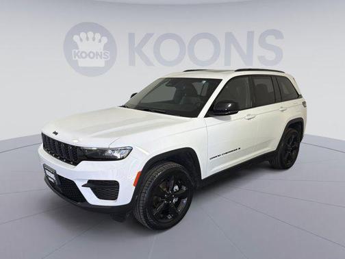 2023 Jeep Grand Cherokee Altitude