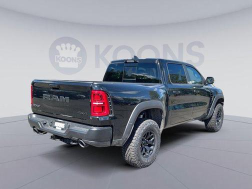 Diamond Black Crystal Pearlcoat 2026 RAM 1500 RHO Crew Cab 4x4 5'7' Box
