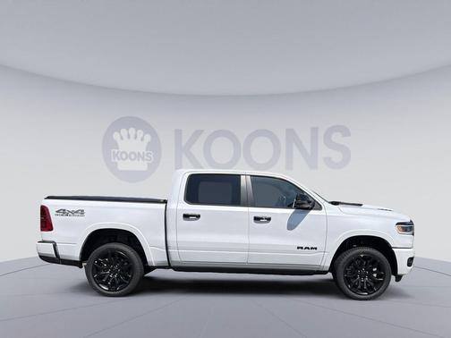 Ivory White Tri-Coat Pearlcoat 2026 RAM 1500 Limited