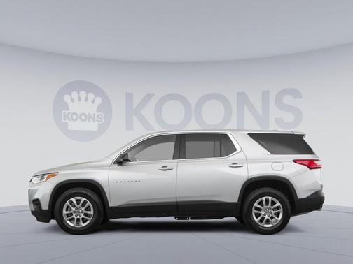 Silver Ice Metallic 2021 Chevrolet Traverse LS