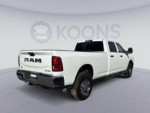 2025 RAM 2500 Tradesman Crew Cab 4x4 8' Box